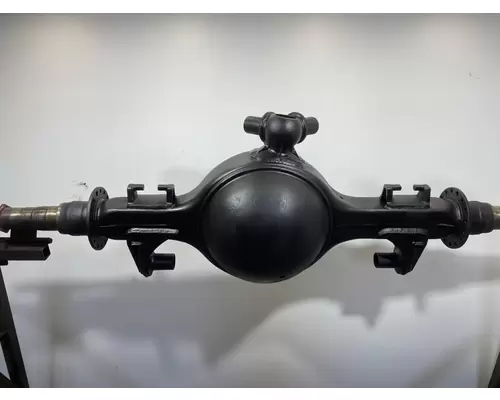 MERITOR RR-23-160 Axle Housing (Rear)