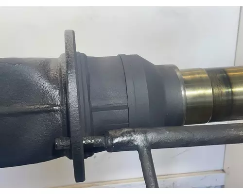 MERITOR RS-17-145 Axle Housing (Rear)