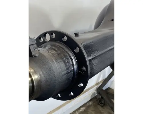 MERITOR RS-21-145 Axle Housing (Rear)