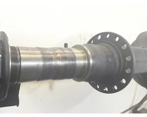 MERITOR RS-23-160 Axle Housing (Rear)