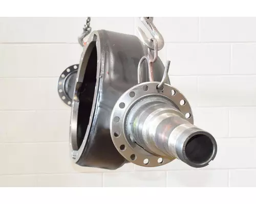 MERITOR RS-23-186 Axle Housing (Rear)