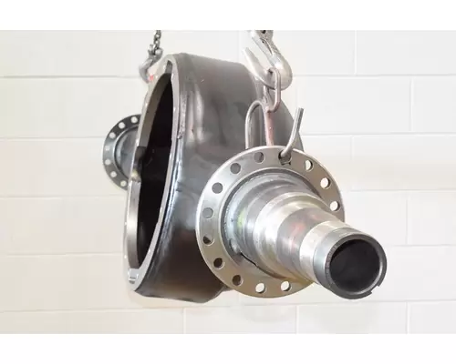 MERITOR RS-23-186 Axle Housing (Rear)