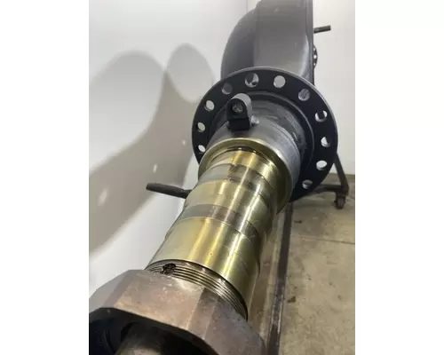 MERITOR RS-23-186 Axle Housing (Rear)