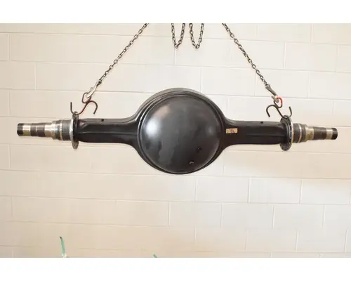 MERITOR RS-23-186 Axle Housing (Rear)