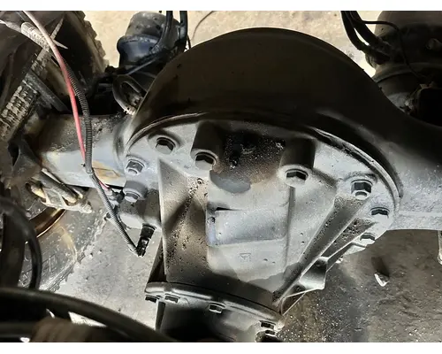 MERITOR RS-26-185 Axle Assembly, Rear