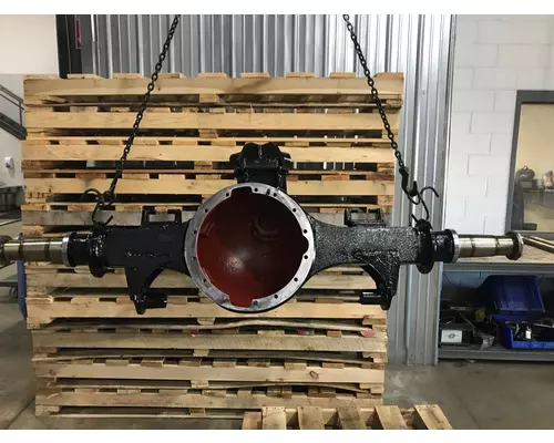 MERITOR RS-38-380 Axle Housing (Rear)
