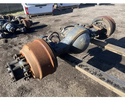 MERITOR RS1914 Axle Assembly, Rear