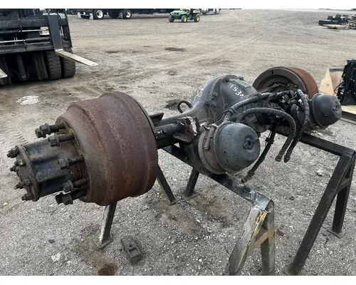 MERITOR RS1914 Axle Assembly, Rear