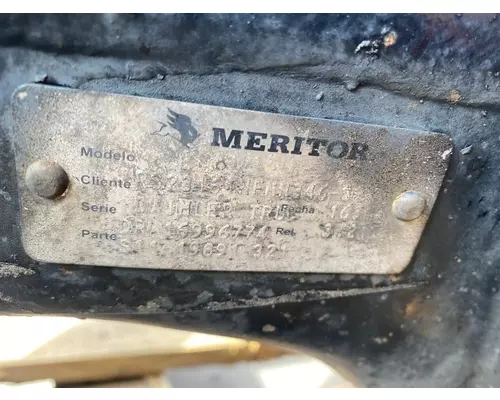 MERITOR RS23161 Tandem Cutoff