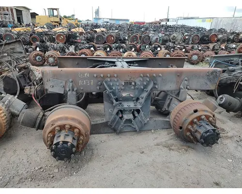 MERITOR RT-40-145 Cutoff Assembly with Axles