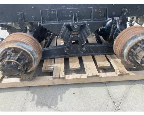 MERITOR RT40145 Cutoff Assembly (Housings & Suspension Only)