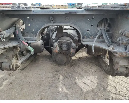 MERITOR RT46-160 Cutoff Assembly with Axles