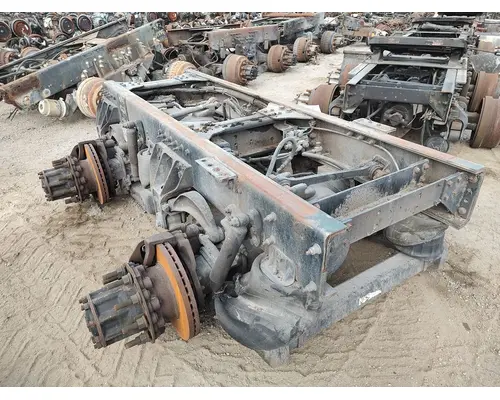 MERITOR RT46-160 Cutoff Assembly with Axles