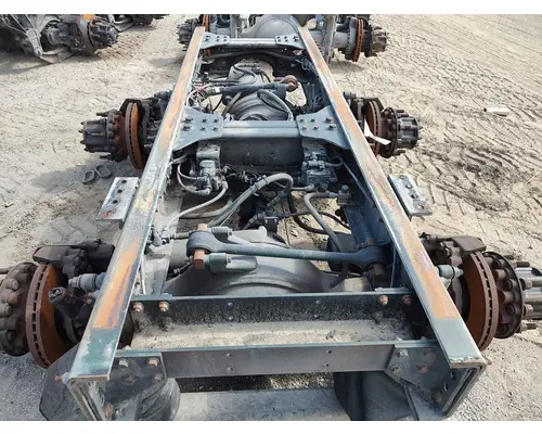 MERITOR RT46-160 Cutoff Assembly with Axles