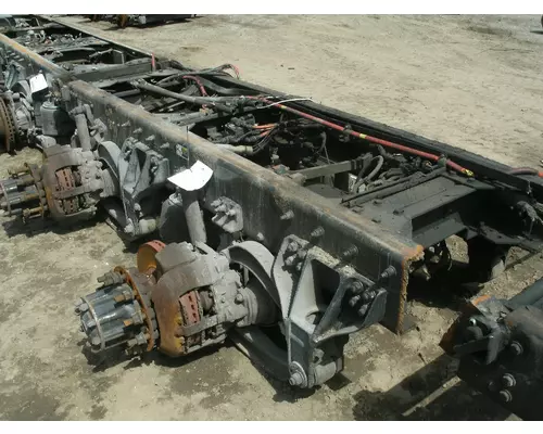 MERITOR RT46-160 Cutoff Assembly with Axles