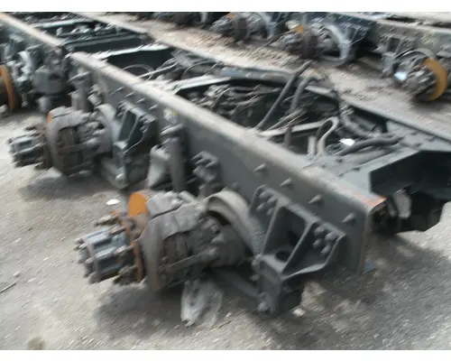 MERITOR RT46-160 Cutoff Assembly with Axles