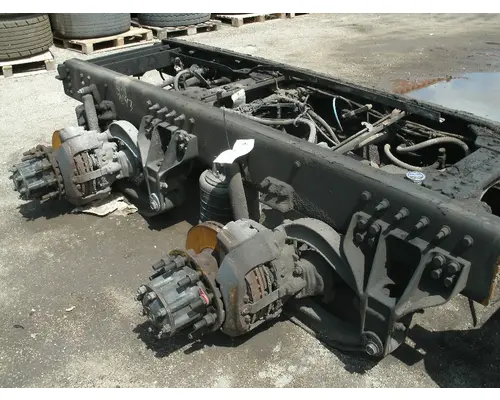 MERITOR RT46-160 Cutoff Assembly with Axles