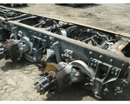 MERITOR RT46-160 Cutoff Assembly with Axles