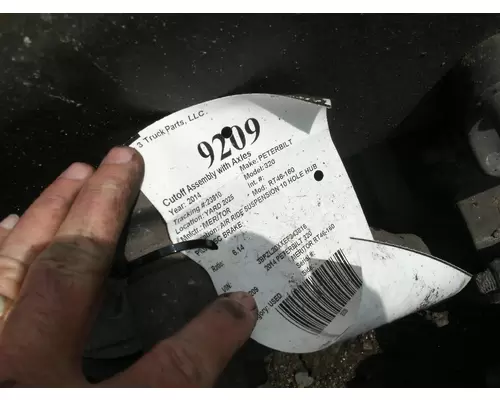 MERITOR RT46-160 Cutoff Assembly with Axles