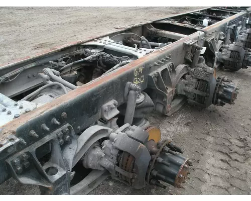 MERITOR RT46-160 Cutoff Assembly with Axles