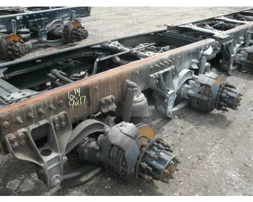 MERITOR RT46-160 Cutoff Assembly with Axles
