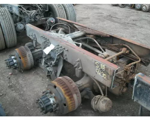 MERITOR RT46-160 Cutoff Assembly with Axles