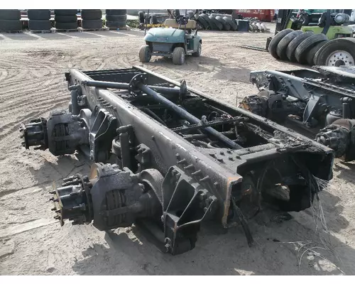MERITOR RT46-160 Cutoff Assembly with Axles