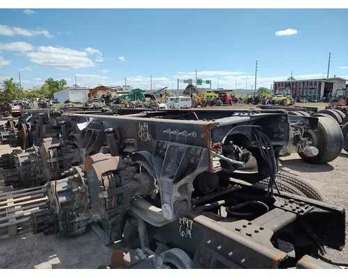 MERITOR RT46-160 Cutoff Assembly with Axles