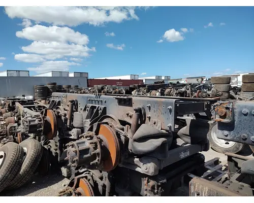 MERITOR RT46-160 Cutoff Assembly with Axles