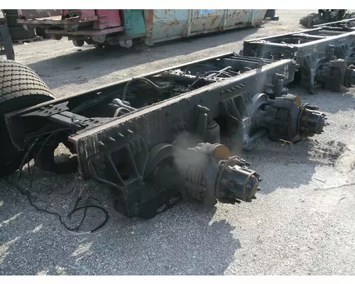 MERITOR RT46-160 Cutoff Assembly with Axles