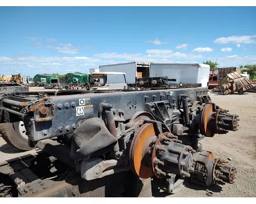 MERITOR RT46-160 Cutoff Assembly with Axles