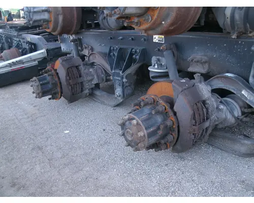 MERITOR RT46-160 Cutoff Assembly with Axles