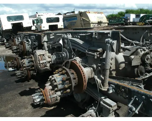 MERITOR RT46-160 Cutoff Assembly with Axles