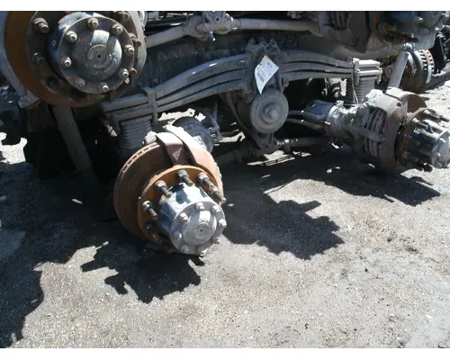 MERITOR RT46-160 Cutoff Assembly with Axles