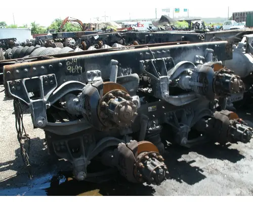 MERITOR RT46-160 Cutoff Assembly with Axles