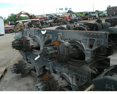 MERITOR RT46-160 Cutoff Assembly with Axles