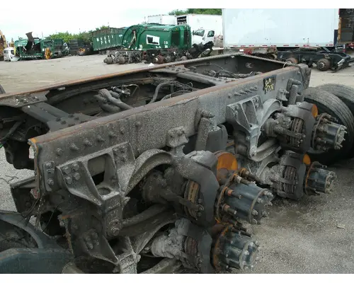 MERITOR RT46-160 Cutoff Assembly with Axles