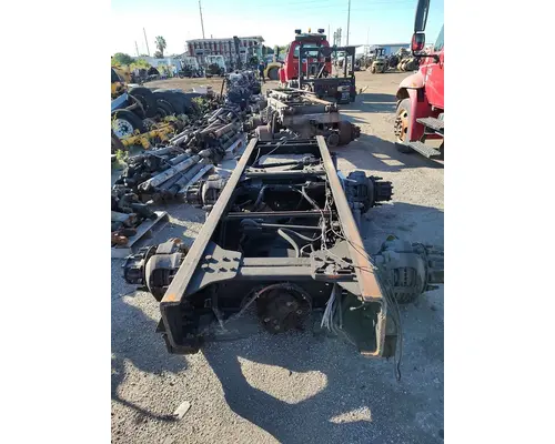 MERITOR RT46-160 Cutoff Assembly with Axles