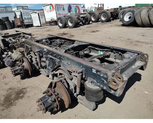 MERITOR RT46-160 Cutoff Assembly with Axles