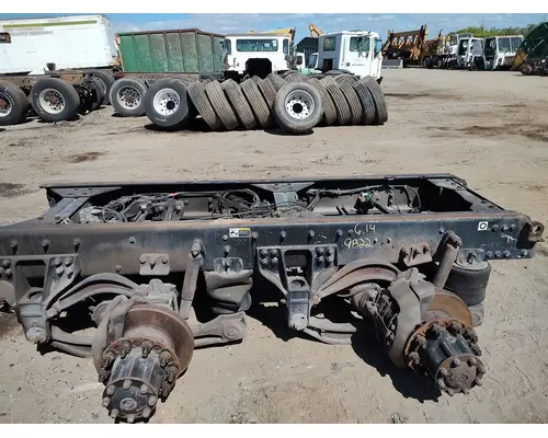 MERITOR RT46-160 Cutoff Assembly with Axles