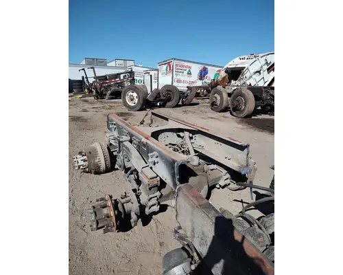 MERITOR RT46-160 Cutoff Assembly with Axles