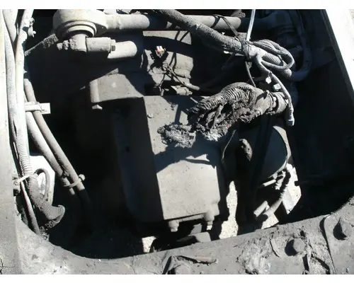 MERITOR RT46-160 Cutoff Assembly with Axles