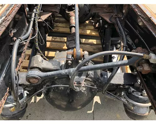 MERITOR RT46160P Cutoff Assembly (Housings & Suspension Only)