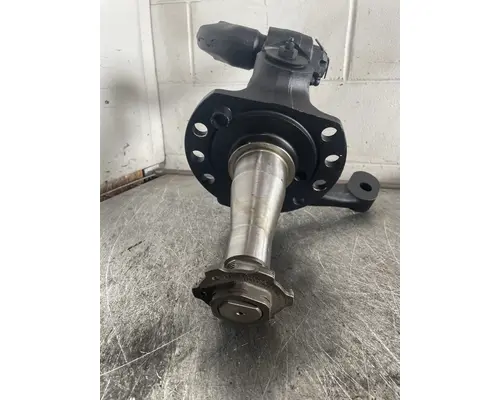 MERITOR T680 Spindle  Knuckle, Front
