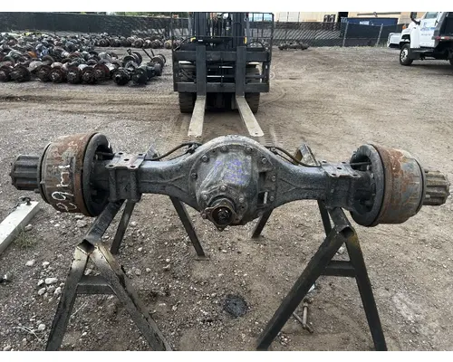 MERITOR UD1800 Axle Assembly, Rear