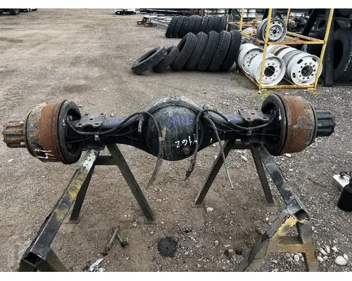 MERITOR UD1800 Axle Assembly, Rear