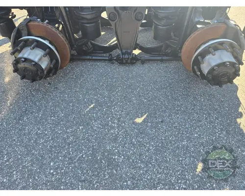 MERITOR VNL440 Cutoff Assembly (Housings & Suspension Only)