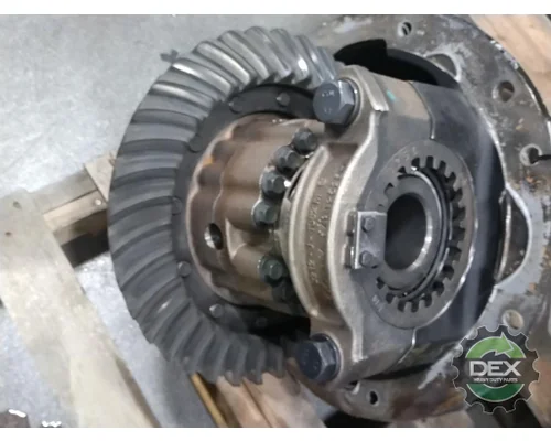 MERITOR VNL670 Differential Assembly (Front, Rear)