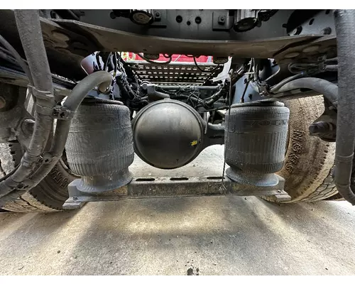 MERITOR VNL Rear Forward, Axle Assembly
