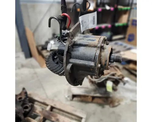 MERITOR  Cutoff Assembly (Complete With Axles)